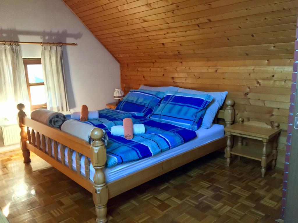 Apartments & Rooms Lipa Бохин Екстериор снимка