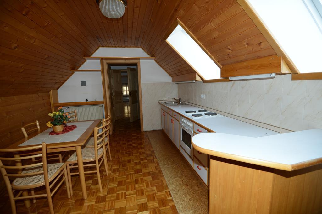 Apartments & Rooms Lipa Бохин Екстериор снимка